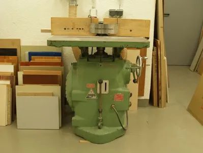 Tischräsmaschine Frommia 700